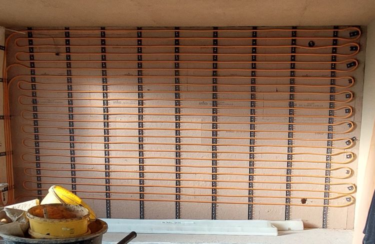 Wandheizung mit Innendämmung aus Holzfaserdämmplatten
