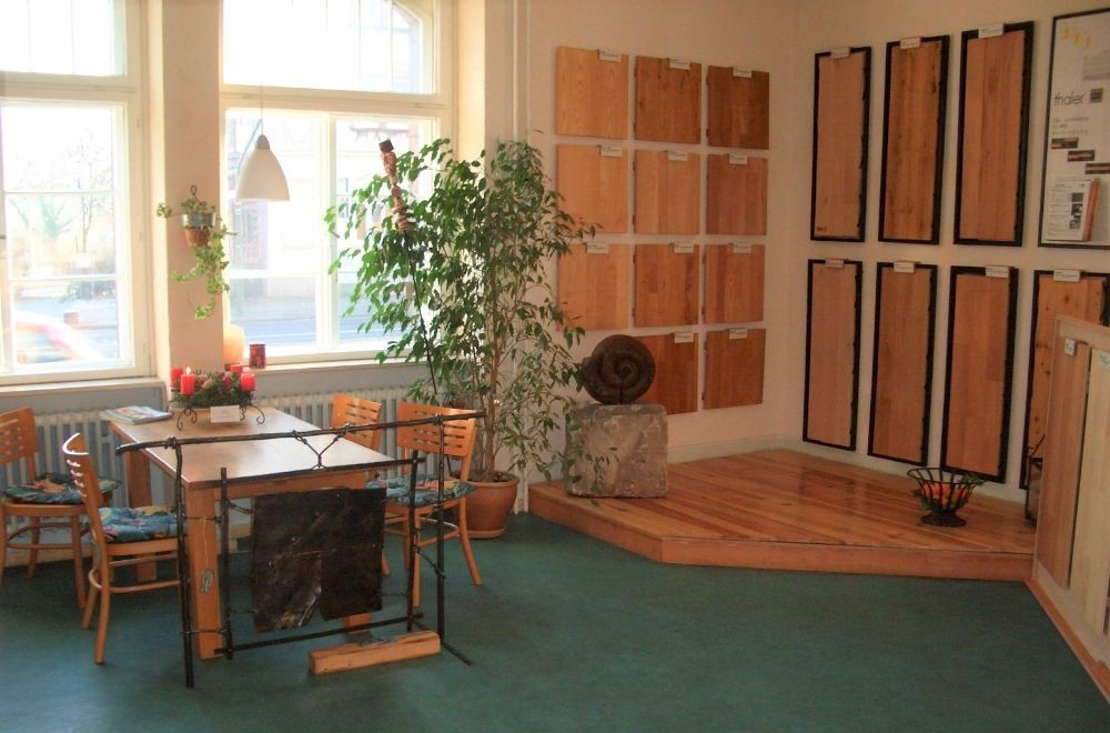 Naturbaustoffe in der Ausstellung